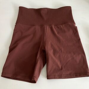 Vuori Biker Shorts